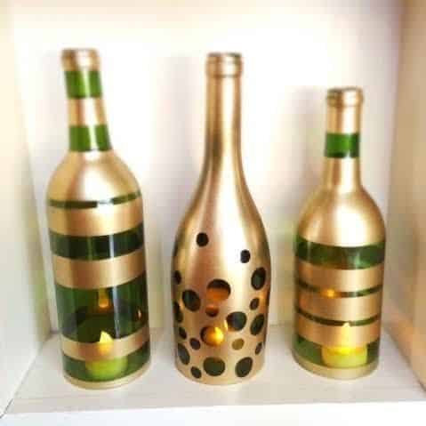 botellas pintadas de oro para usar en decoracion 3