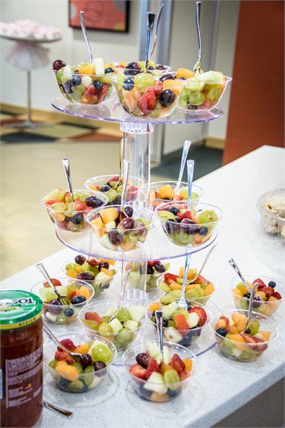 mesa de frutas decoradas 9