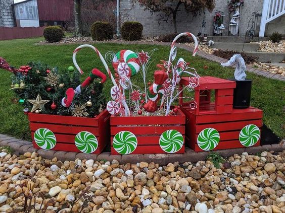 trenes navidenos hechos con cajas de madera 3